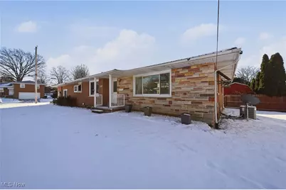 502 E Woodsdale Avenue, Akron, OH 44301 - Photo 22