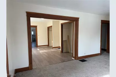 838 Woodbine Avenue SE, Warren, OH 44484 - Photo 4