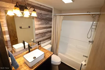 132 E Sunset Drive, Rittman, OH 44270 - Photo 2