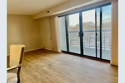 12550 Lake Avenue #904, Oakwood, OH 44107 - Photo 14