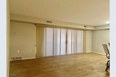 12550 Lake Avenue #904, Oakwood, OH 44107 - Photo 16