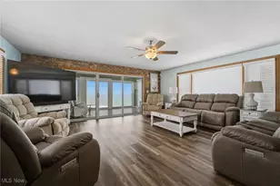 7 Ninevah Beach Dr, Ashtabula, OH 44004 - Photo 8