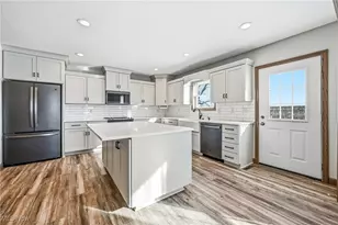 5570 W Garfield Rd, Salem, OH 44460 - Photo 14