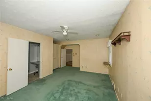 302 N Pershing Ave, Akron, OH 44313 - Photo 18