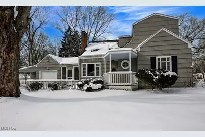 302 N Pershing Avenue, Akron, OH 44313 - Photo 1