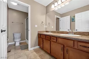 300 Lakewick Ln, Willowick, OH 44095 - Photo 26