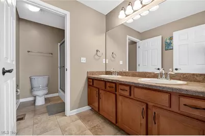 300 Lakewick Lane, Willowick, OH 44095 - Photo 22