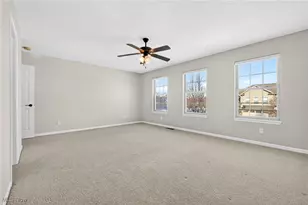 300 Lakewick Ln, Willowick, OH 44095 - Photo 20