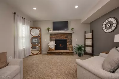 6562 Pine Bluff Avenue NE, Canton, OH 44721 - Photo 10