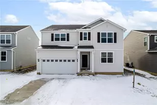 23569 Pine Valley Dr, Columbia Station, OH 44028 - Photo 2