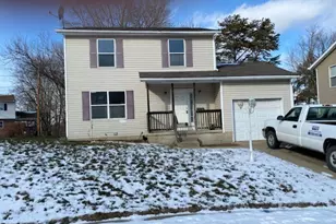 515 Flamos Cir NE, Canton, OH 44704 - Photo 1