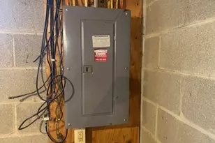 515 Flamos Cir NE, Canton, OH 44704 - Photo 12