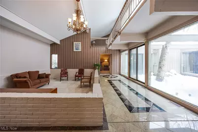 604 W Acadia Point, Aurora, OH 44202 - Photo 4