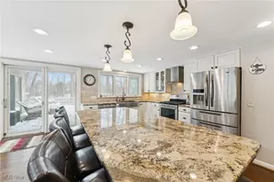 604 W Acadia Point, Aurora, OH 44202 - Photo 12