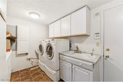 604 W Acadia Point, Aurora, OH 44202 - Photo 24