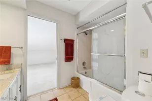 604 W Acadia Point, Aurora, OH 44202 - Photo 40