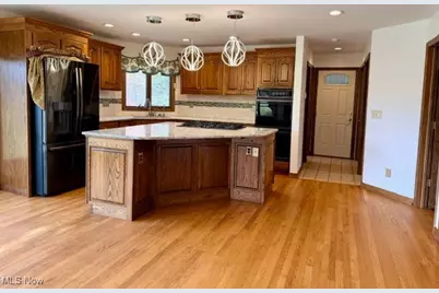 731 N Munroe Road, Tallmadge, OH 44278 - Photo 2