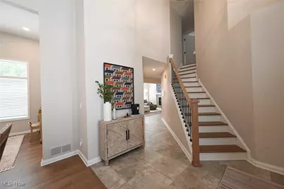 1305 Fieldstone Court, Grandview Heights, OH 44147 - Photo 16