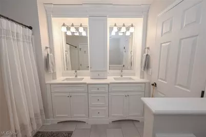 1305 Fieldstone Court, Grandview Heights, OH 44147 - Photo 20