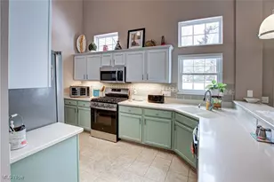 455 Edge Park Ln, Brunswick, OH 44212 - Photo 4