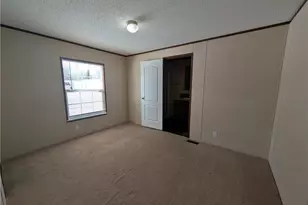 235 Chaucer, Elyria, OH 44035 - Photo 4