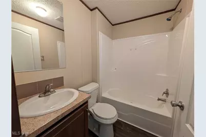 235 Chaucer, Elyria, OH 44035 - Photo 6