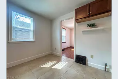 1087 Perkinswood Boulevard SE, Warren, OH 44484 - Photo 12