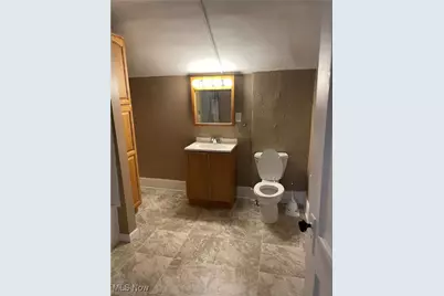 1401 8th Street NW, Canton, OH 44703 - Photo 6