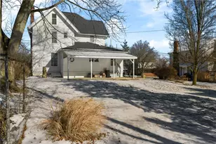 241 W Main St, Dalton, OH 44618 - Photo 4