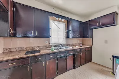 11909 Avon Avenue, Loveland, OH 44105 - Photo 4