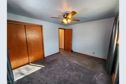 587 Edison Street, Struthers, OH 44471 - Photo 12