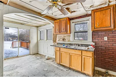 442 7th Street SW, Warren, OH 44485 - Photo 4