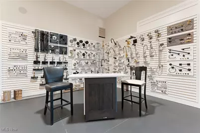 8992 Greensway Street NW, Massillon, OH 44646 - Photo 6