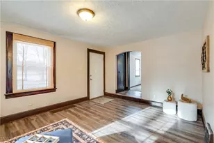 1353 Gorge Blvd, Akron, OH 44310 - Photo 6