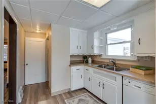 1353 Gorge Blvd, Akron, OH 44310 - Photo 14