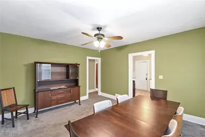 2477 Lee Road, Cleveland Heights, OH 44118 - Photo 12