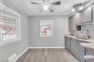 20990 Morris Ave, Euclid, OH 44123 - Photo 8