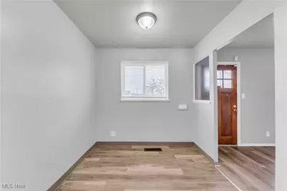 17401 Wayne Drive, Loveland, OH 44128 - Photo 6