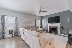 6382 Stonehaven Ln, Huber Heights, OH 44146 - Photo 6