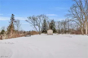 9391 Columbia Rd, Olmsted Falls, OH 44138 - Photo 32