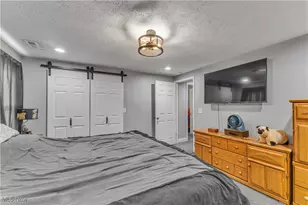 9391 Columbia Rd, Olmsted Falls, OH 44138 - Photo 22