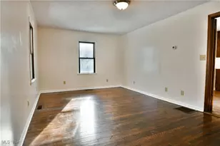 3578 Homewood Ave, Hubbard, OH 44425 - Photo 8