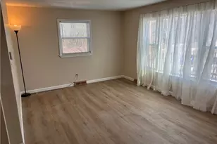 1615 Montrose Ave, East Liverpool, OH 43920 - Photo 6