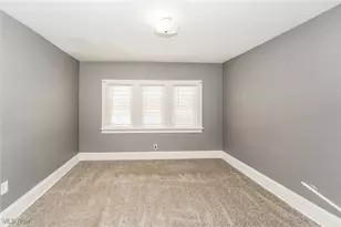 9509 Rosewood Ave, Loveland, OH 44105 - Photo 8