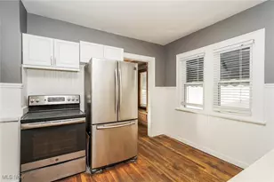 9509 Rosewood Ave, Loveland, OH 44105 - Photo 6