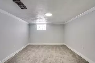 231 E Dresden Ave, Akron, OH 44301 - Photo 40