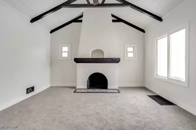 231 E Dresden Avenue, Akron, OH 44301 - Photo 8