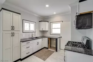 231 E Dresden Ave, Akron, OH 44301 - Photo 20