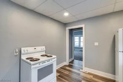 2100 12th Street SW, Akron, OH 44314 - Photo 16
