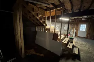 152 E Main St, Barnesville, OH 43713 - Photo 46